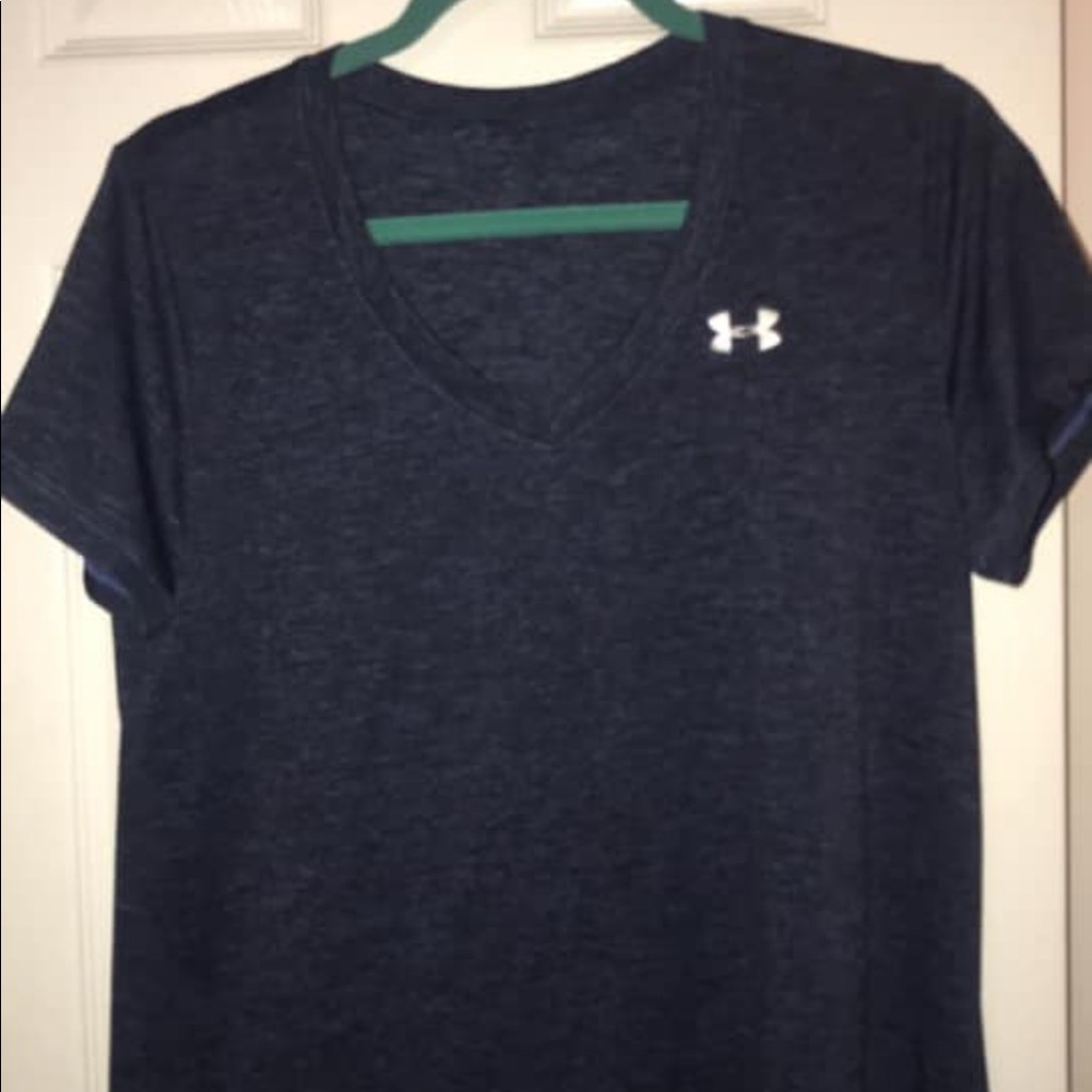 Under Armor top
